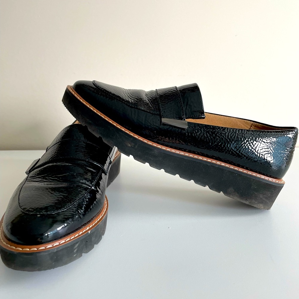 Naturalizer platform loafer
